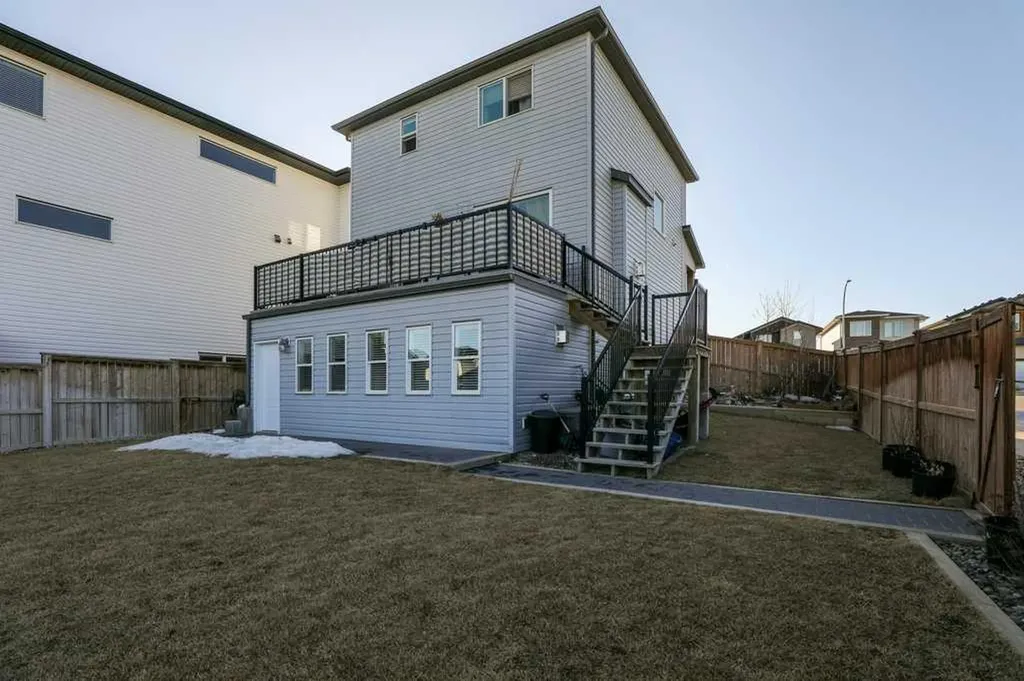 502 Bluebell Lane W Lethbridge AB T1J 5S4