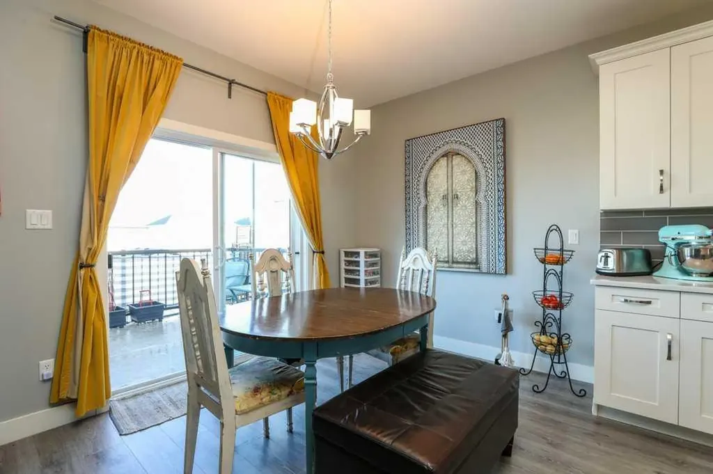 502 Bluebell Lane W Lethbridge AB T1J 5S4