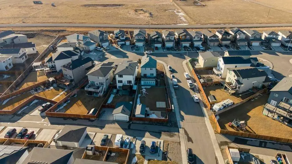 502 Bluebell Lane W Lethbridge AB T1J 5S4