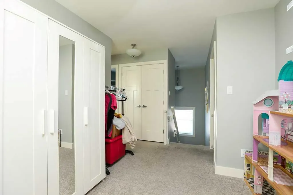 502 Bluebell Lane W Lethbridge AB T1J 5S4