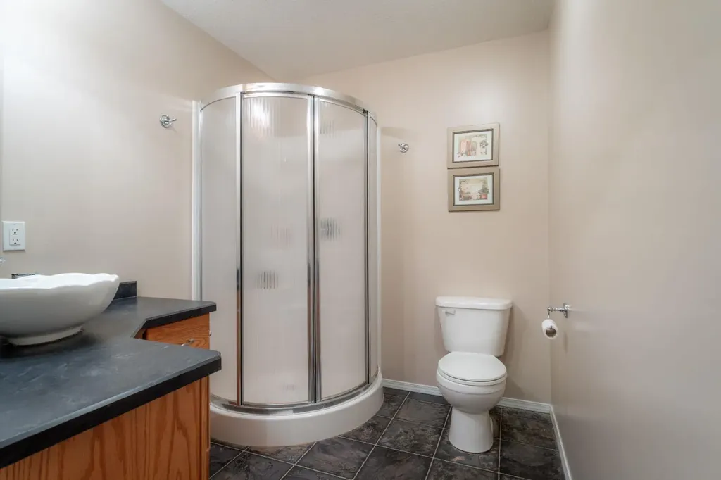 5208 19 Street Lloydminster AB T9V3K6