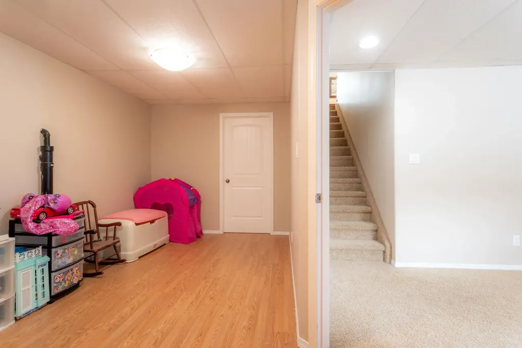 5208 19 Street Lloydminster AB T9V3K6