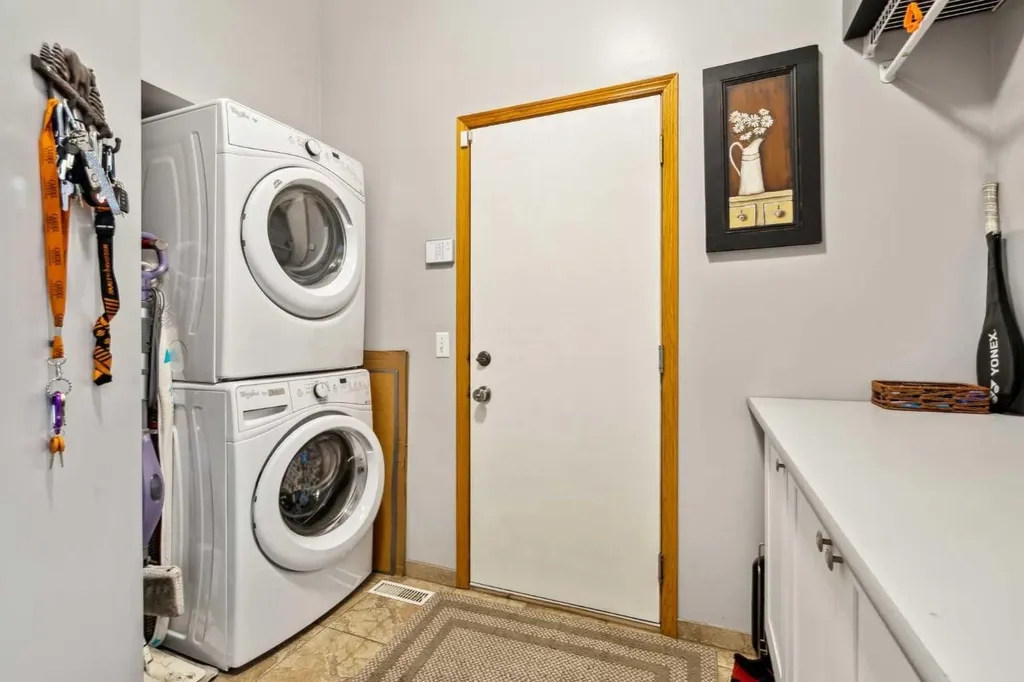 25 Harvest Park Court NE Calgary AB T3K 4H9