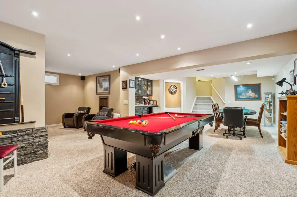 25 Harvest Park Court NE Calgary AB T3K 4H9