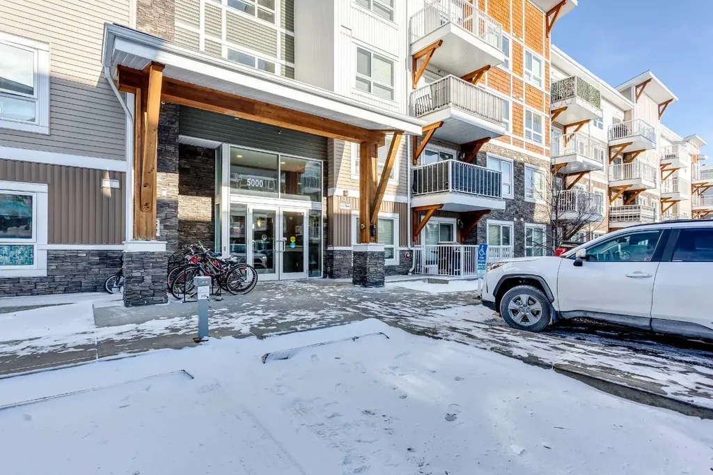 302 Skyview Ranch Drive NE Calgary AB T3N0P5