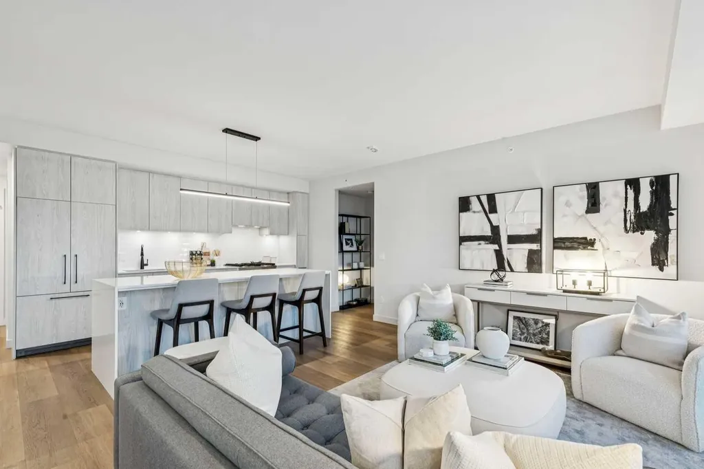 1107 Gladstone Road NW Calgary AB T2N 3T1