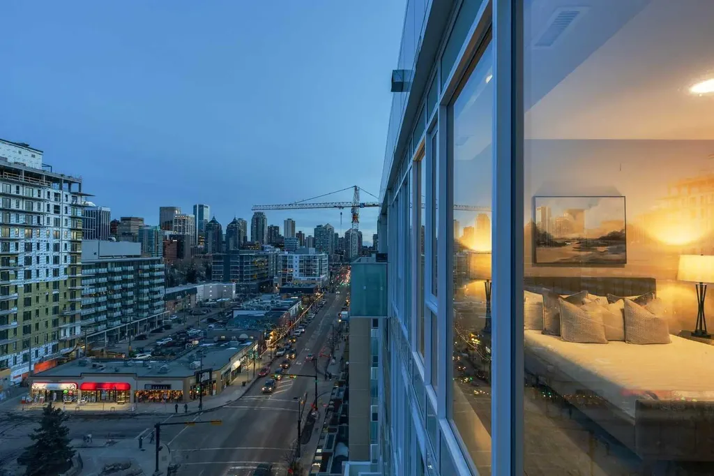 1107 Gladstone Road NW Calgary AB T2N 3T1