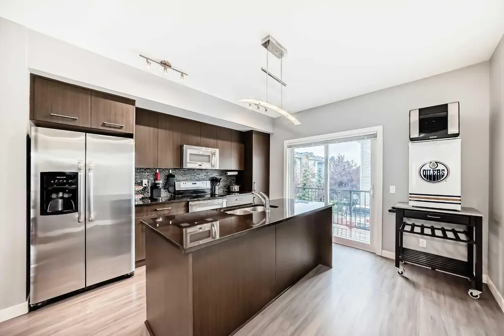 2802 Kings Heights Gate SE Airdrie AB T4A 0T3