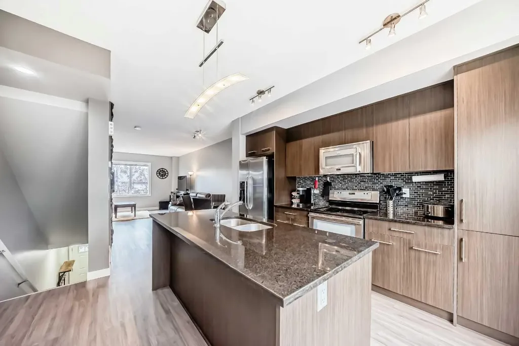 2802 Kings Heights Gate SE Airdrie AB T4A 0T3