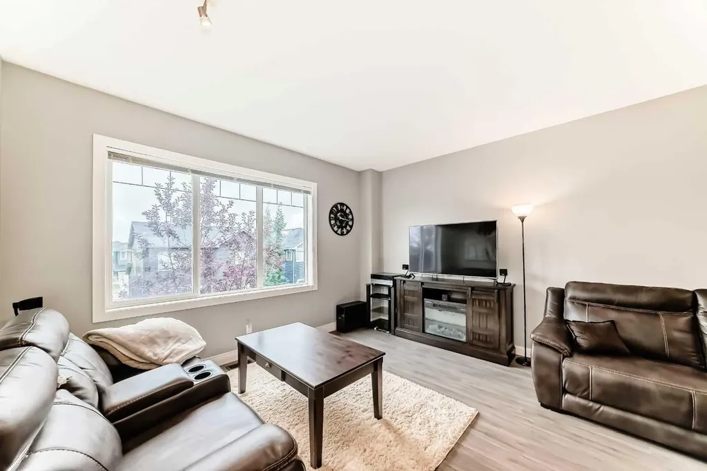 2802 Kings Heights Gate SE Airdrie AB T4A 0T3