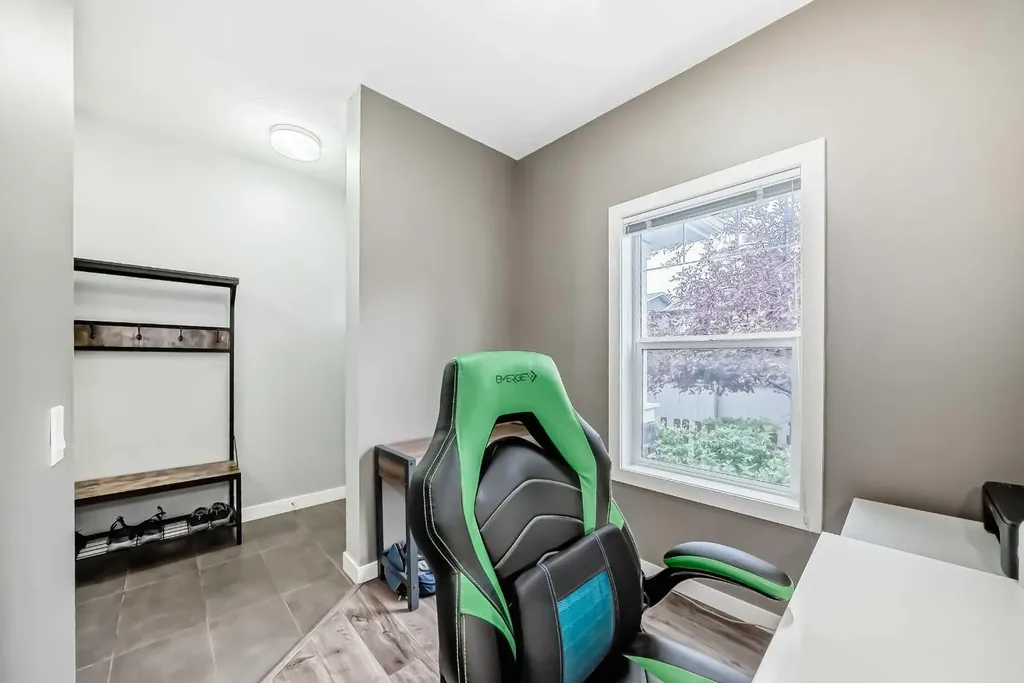 2802 Kings Heights Gate SE Airdrie AB T4A 0T3