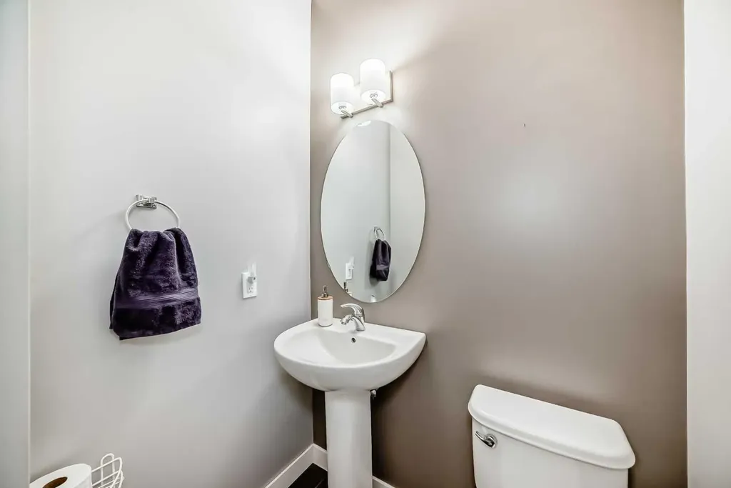 2802 Kings Heights Gate SE Airdrie AB T4A 0T3