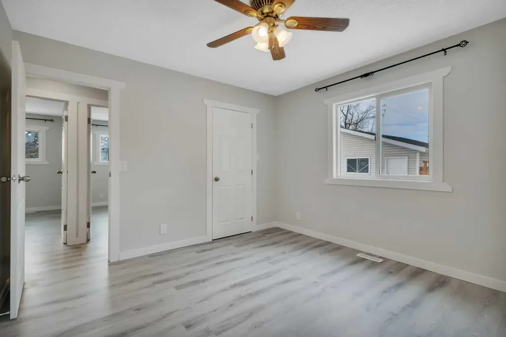 6318 Horn Street Red Deer AB T4N 5M5