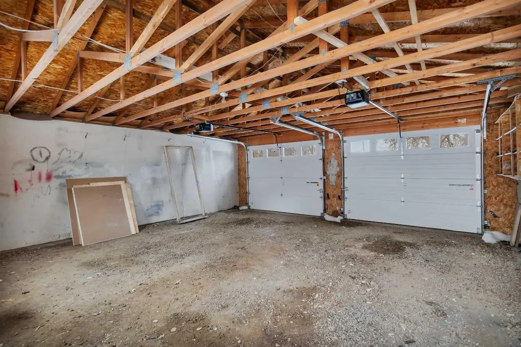 6318 Horn Street Red Deer AB T4N 5M5