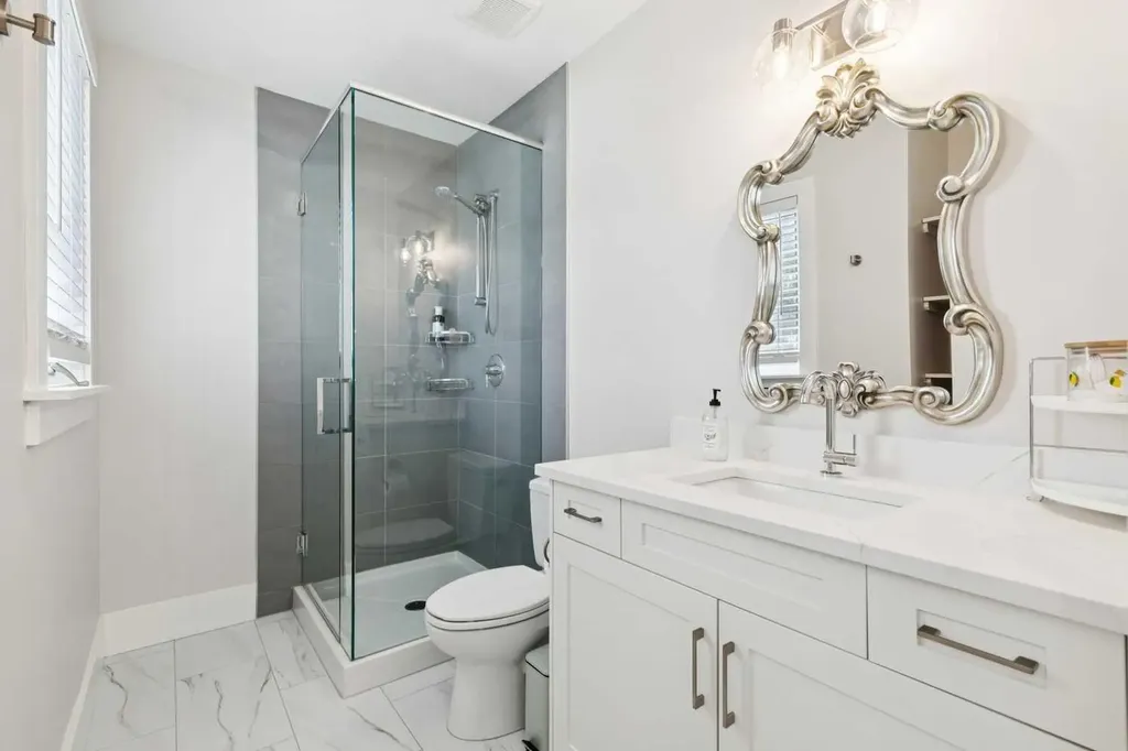 1935 35 Street SW Calgary AB T3E 2X4