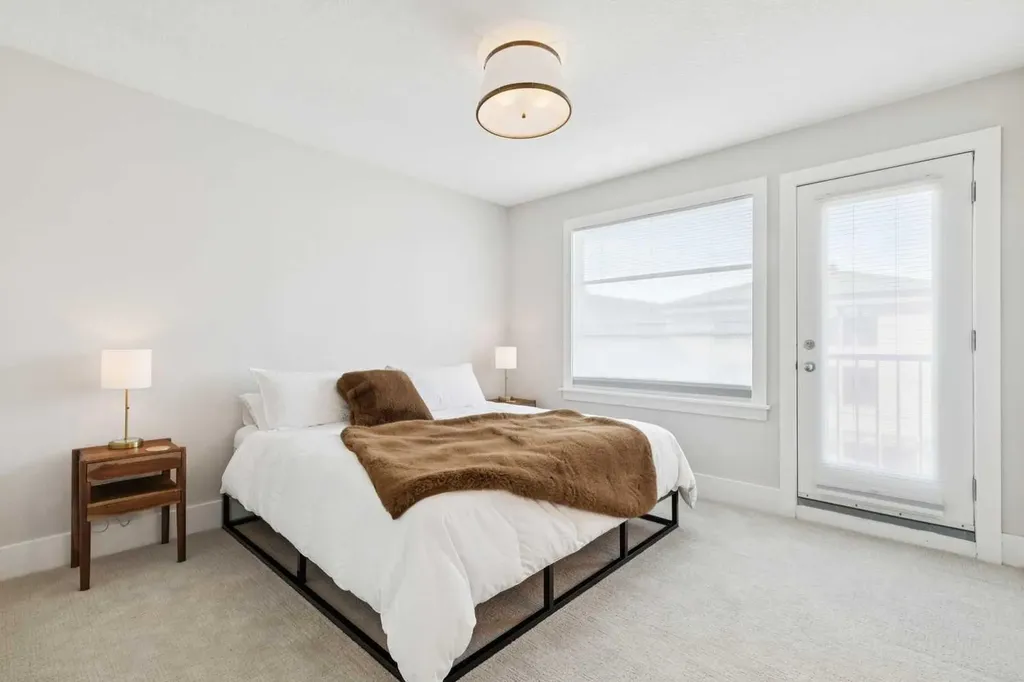 1935 35 Street SW Calgary AB T3E 2X4