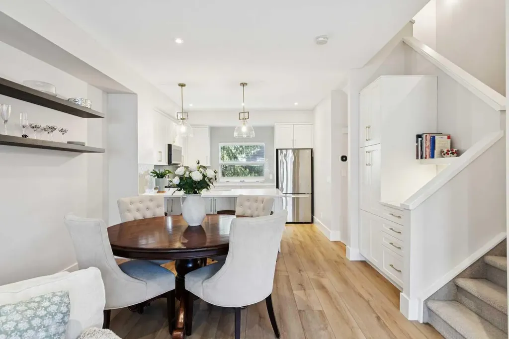 1935 35 Street SW Calgary AB T3E 2X4