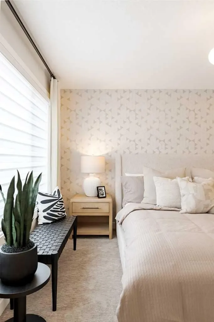 190 Rosemary Gardens SE Calgary AB T3S0E7