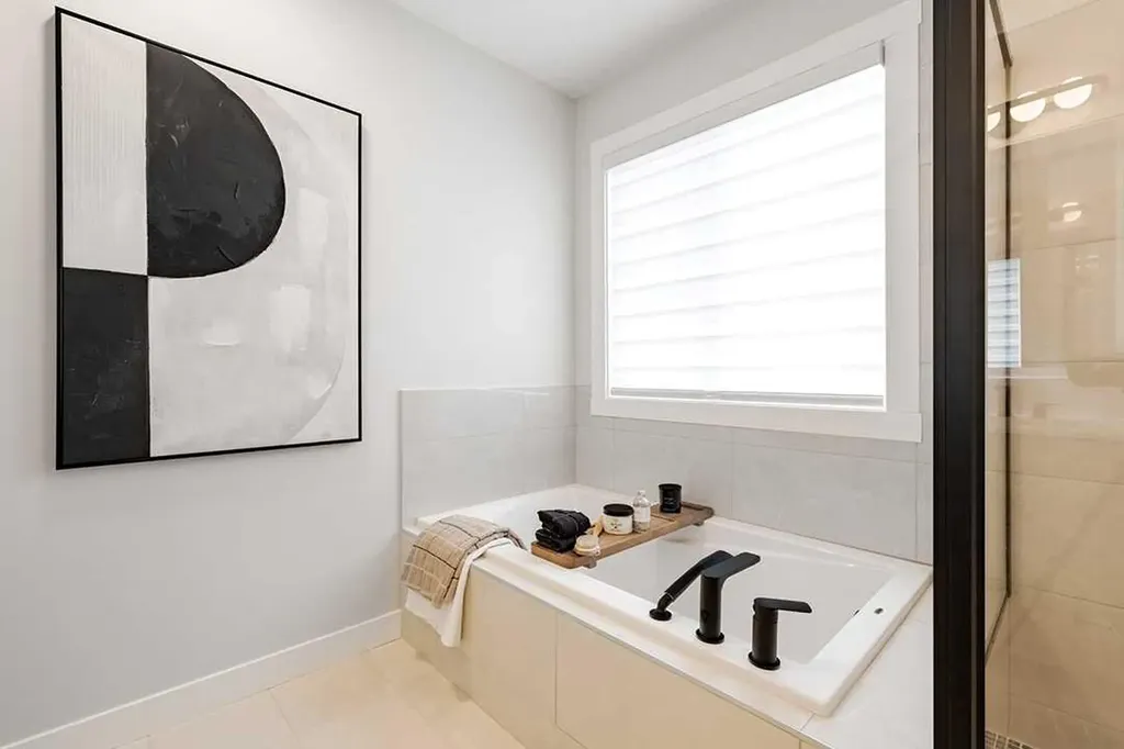 190 Rosemary Gardens SE Calgary AB T3S0E7