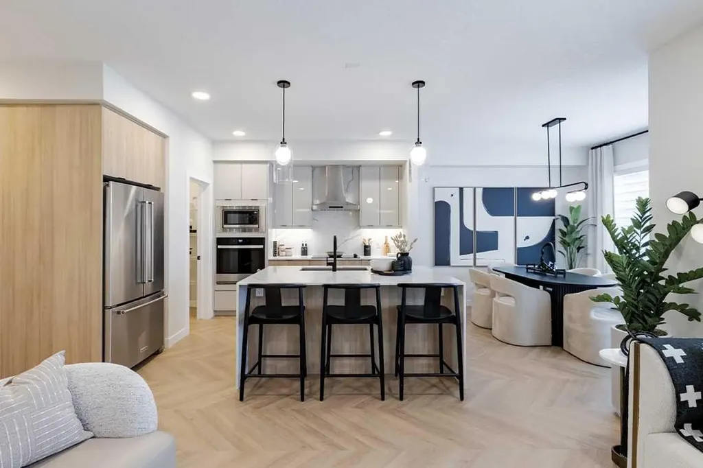 190 Rosemary Gardens SE Calgary AB T3S0E7