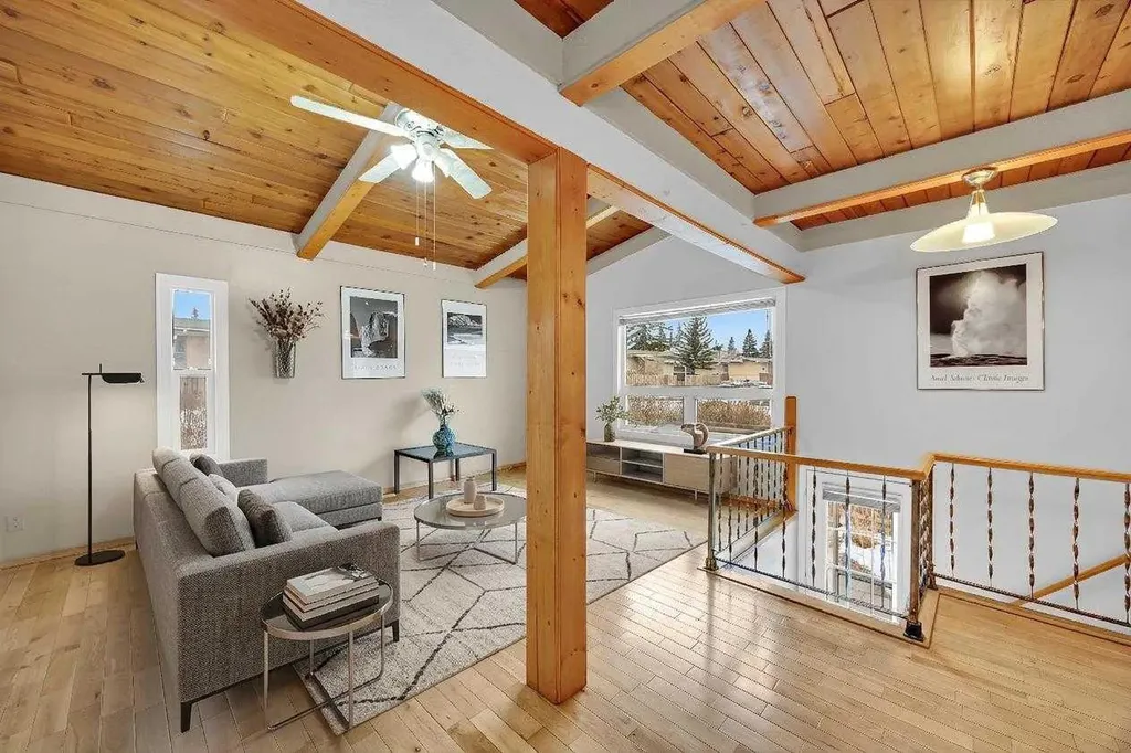 11010 Bonaventure Drive SE Calgary AB T2J 3A8