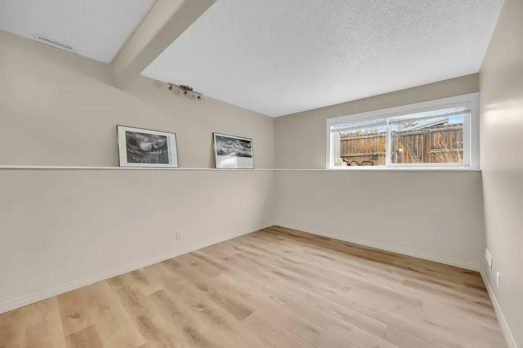 11010 Bonaventure Drive SE Calgary AB T2J 3A8