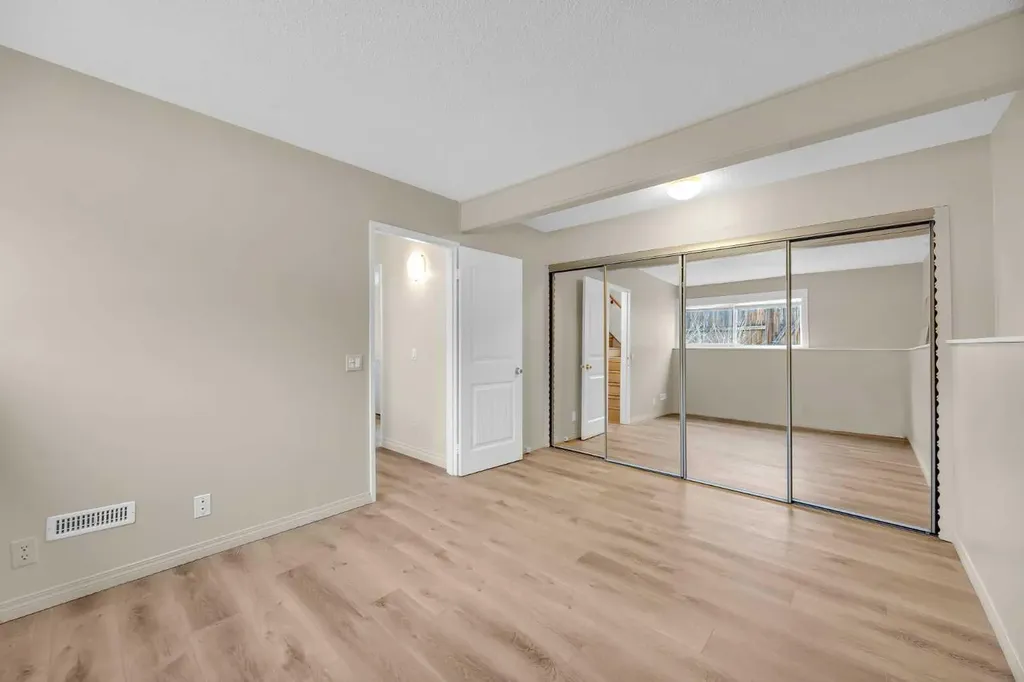 11010 Bonaventure Drive SE Calgary AB T2J 3A8