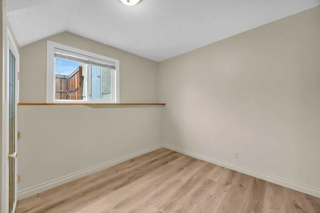 11010 Bonaventure Drive SE Calgary AB T2J 3A8