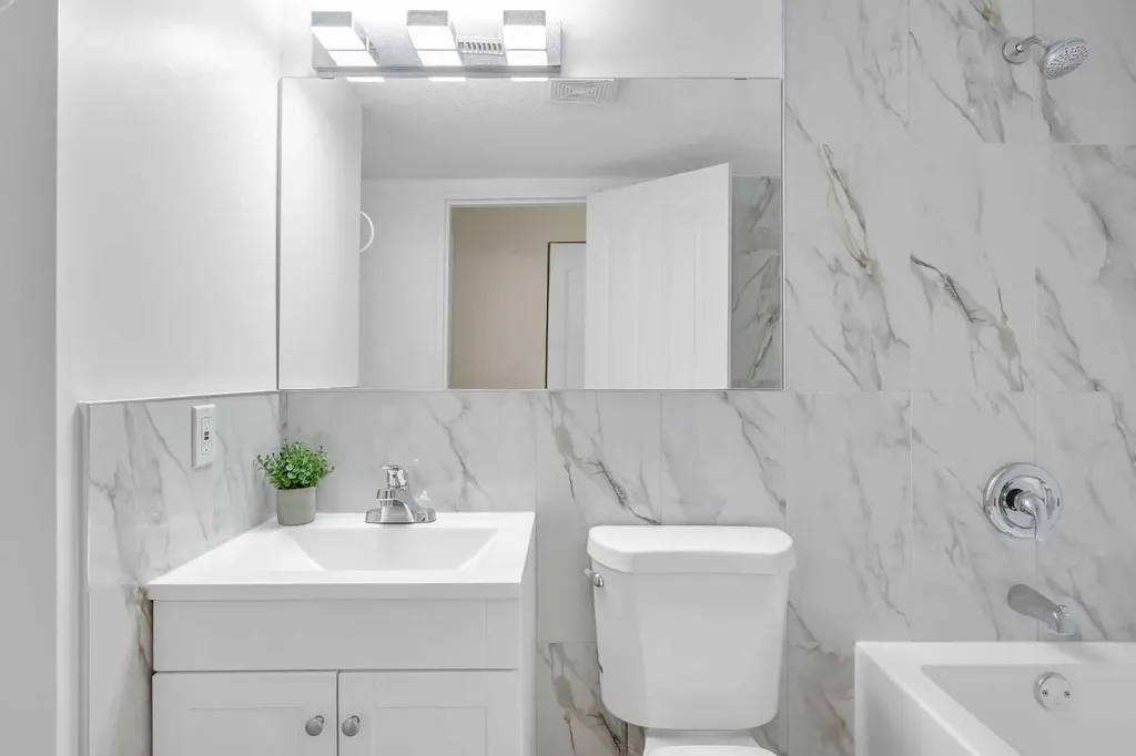 11010 Bonaventure Drive SE Calgary AB T2J 3A8