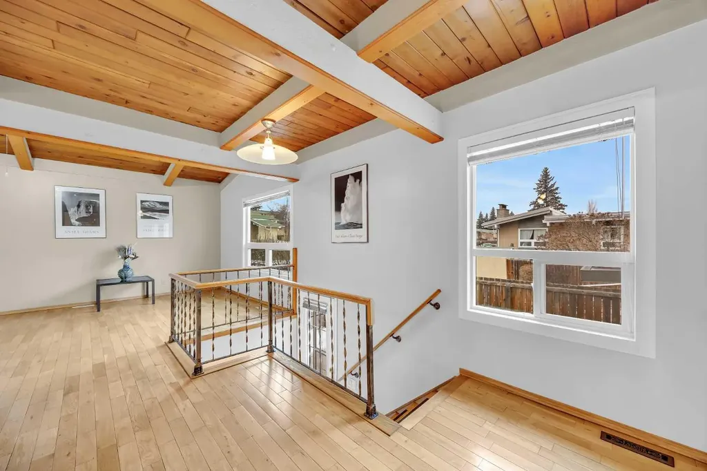 11010 Bonaventure Drive SE Calgary AB T2J 3A8