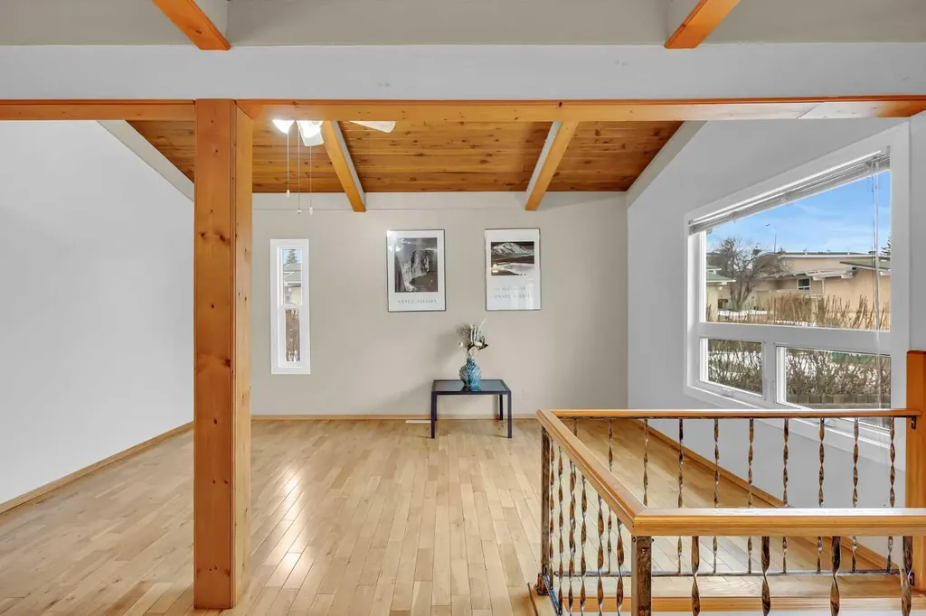 11010 Bonaventure Drive SE Calgary AB T2J 3A8