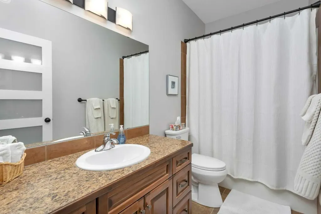 38 Overand Place Red Deer AB T4P 0E7