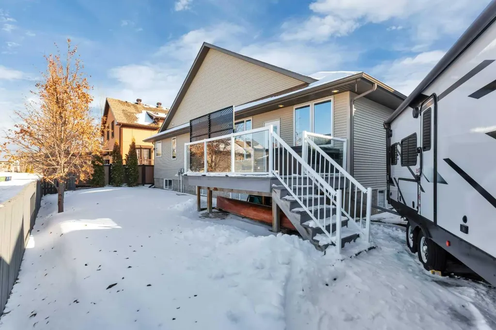 38 Overand Place Red Deer AB T4P 0E7
