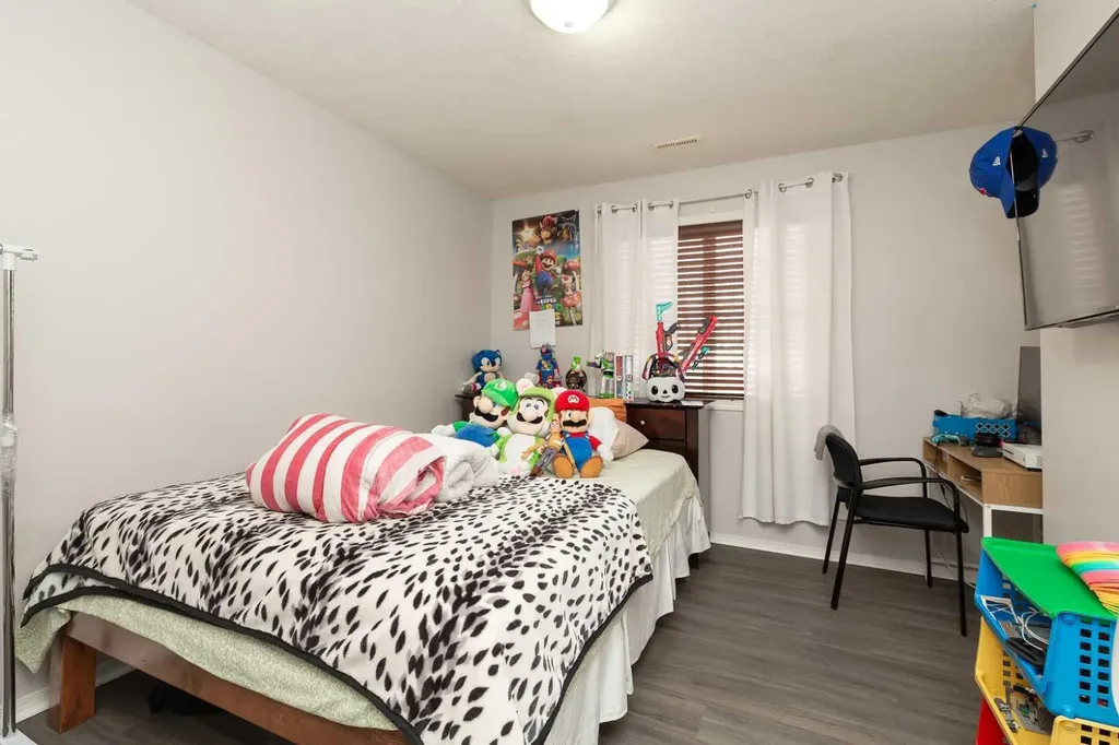 545 Highlands Boulevard W Lethbridge AB T1J 4V2