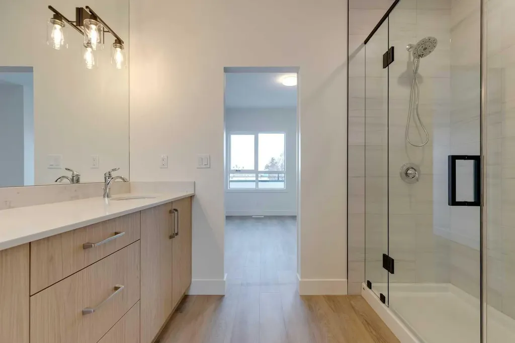 2122 7 Street NW Calgary AB T2M1K3