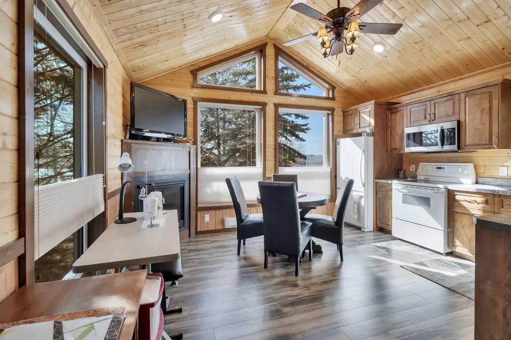 36214 Range Road 250 Rural Red Deer County AB T0M1R0