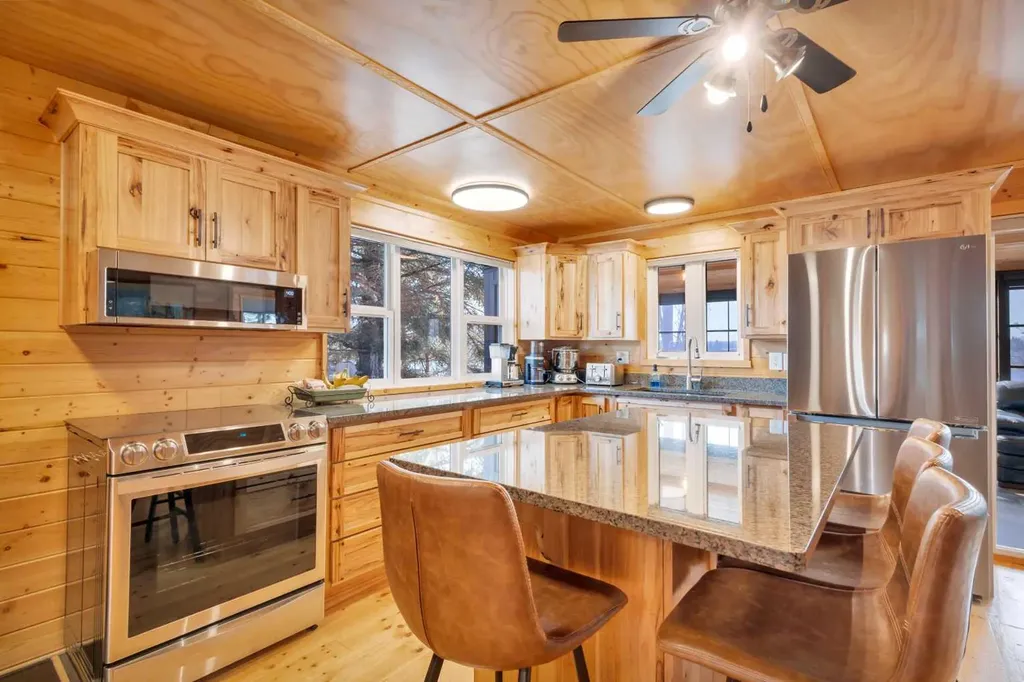 36214 Range Road 250 Rural Red Deer County AB T0M1R0