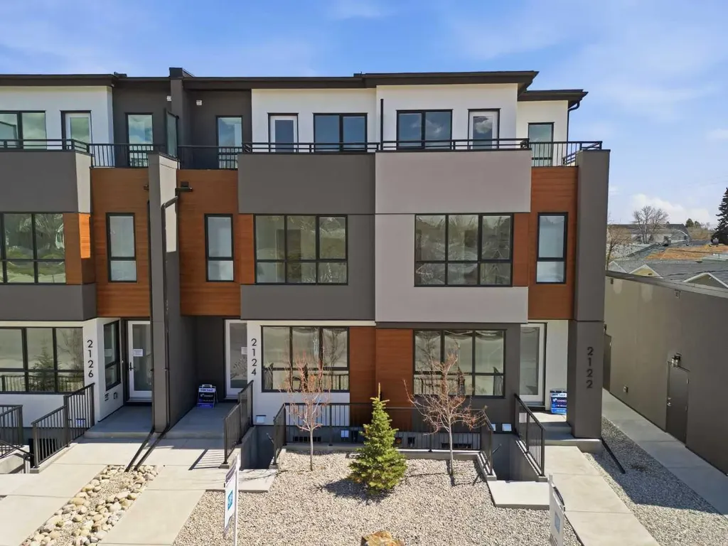2124 7 Street NW Calgary AB T2M1K3