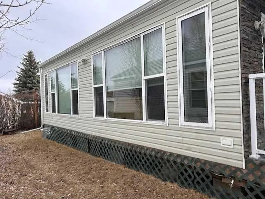 661 2540 Twp 353 Rural Red Deer County AB T4G0K6