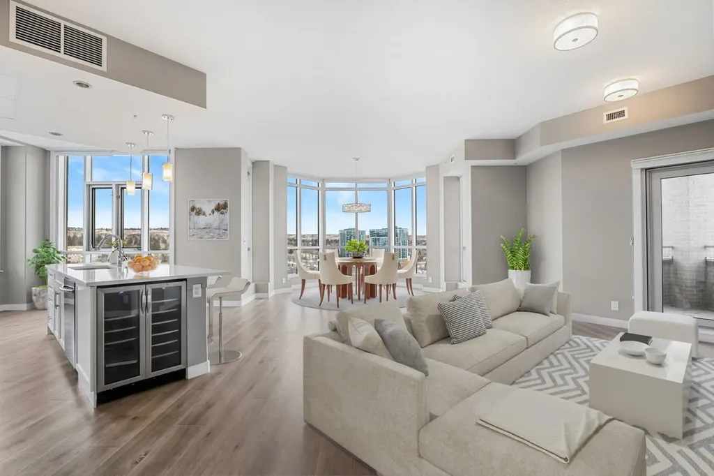 32 Varsity Estates Circle NW Calgary AB T3A 2Y1