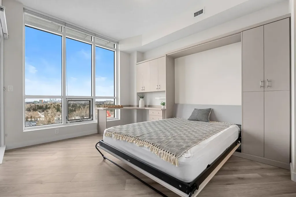 32 Varsity Estates Circle NW Calgary AB T3A 2Y1