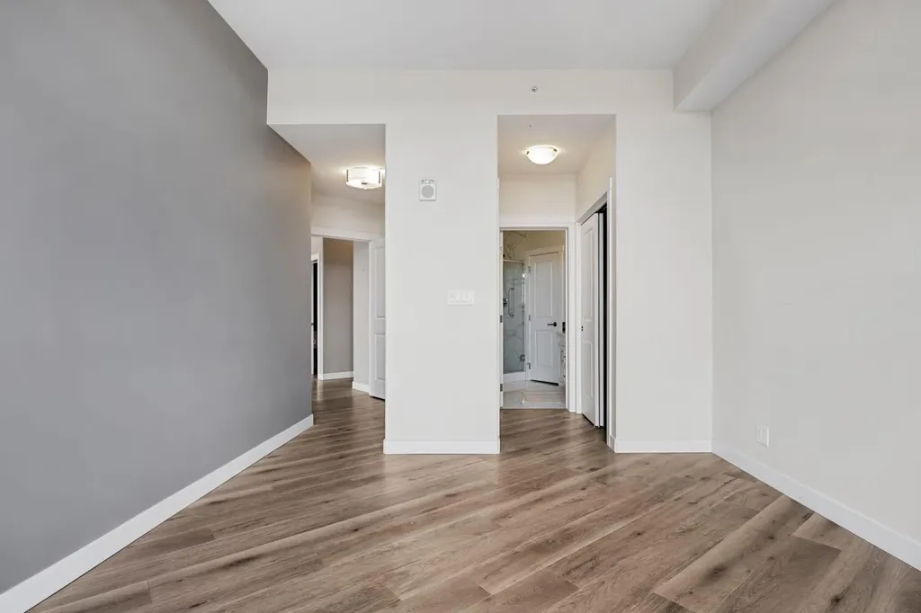 32 Varsity Estates Circle NW Calgary AB T3A 2Y1
