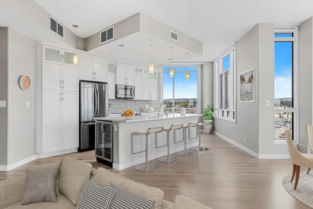 32 Varsity Estates Circle NW Calgary AB T3A 2Y1