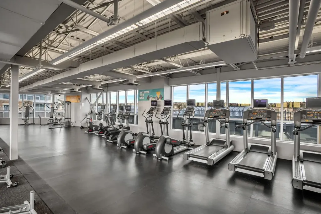 32 Varsity Estates Circle NW Calgary AB T3A 2Y1