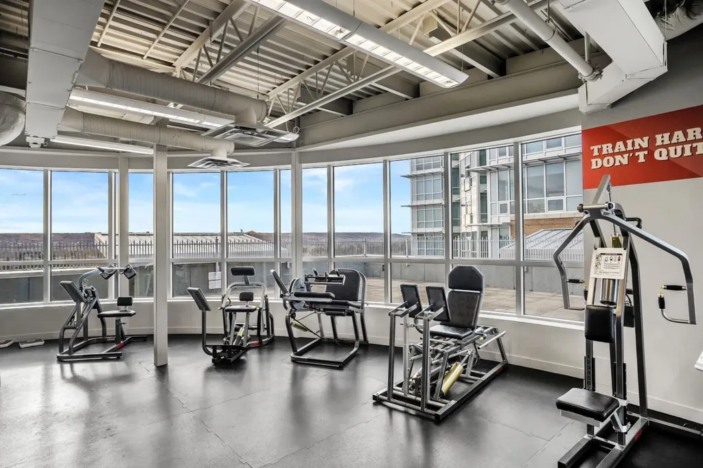 32 Varsity Estates Circle NW Calgary AB T3A 2Y1