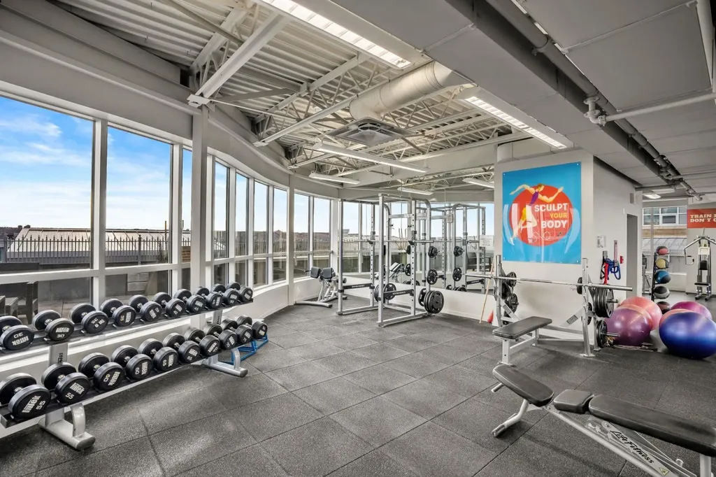32 Varsity Estates Circle NW Calgary AB T3A 2Y1