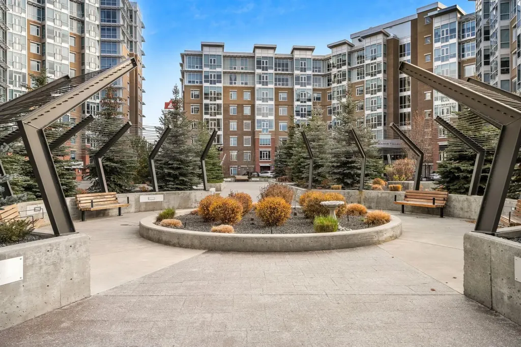 32 Varsity Estates Circle NW Calgary AB T3A 2Y1