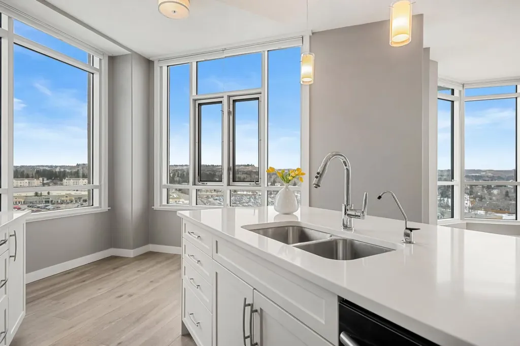 32 Varsity Estates Circle NW Calgary AB T3A 2Y1