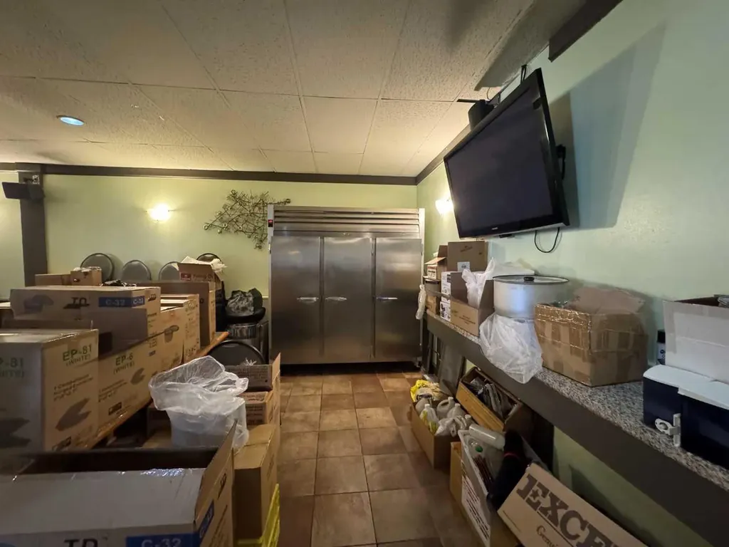 135 Whitefield Drive Calgary AB T1Y 5X1