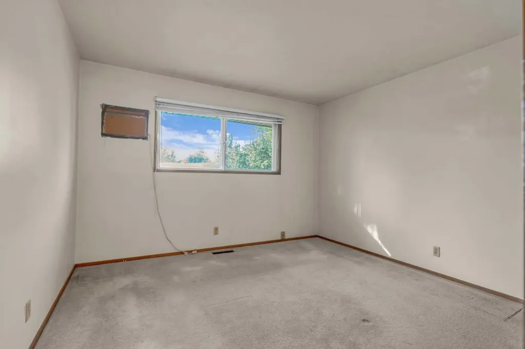 4511 Richmond Road SW Calgary AB T3E4P9